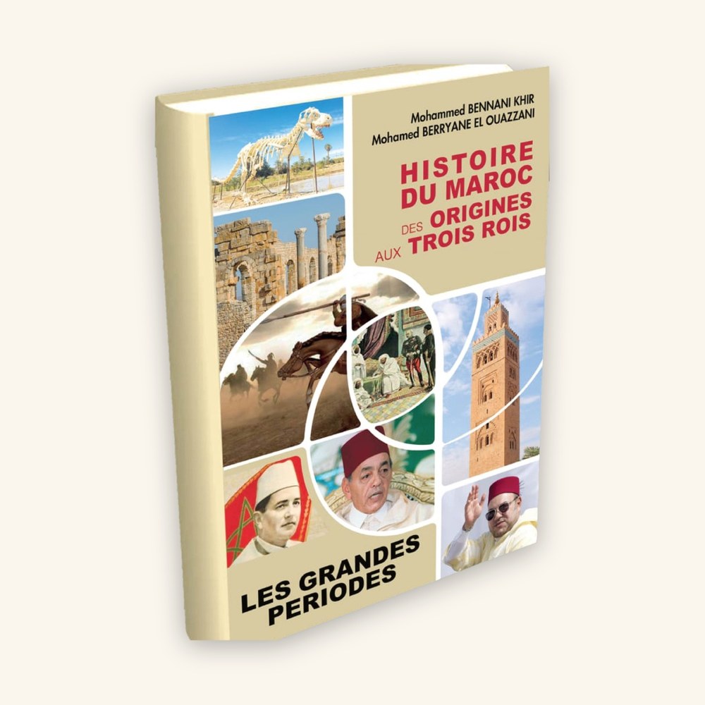 Le livre Histoire du Maroc, des Origines aux Trois Rois, relié, vu de trois quarts